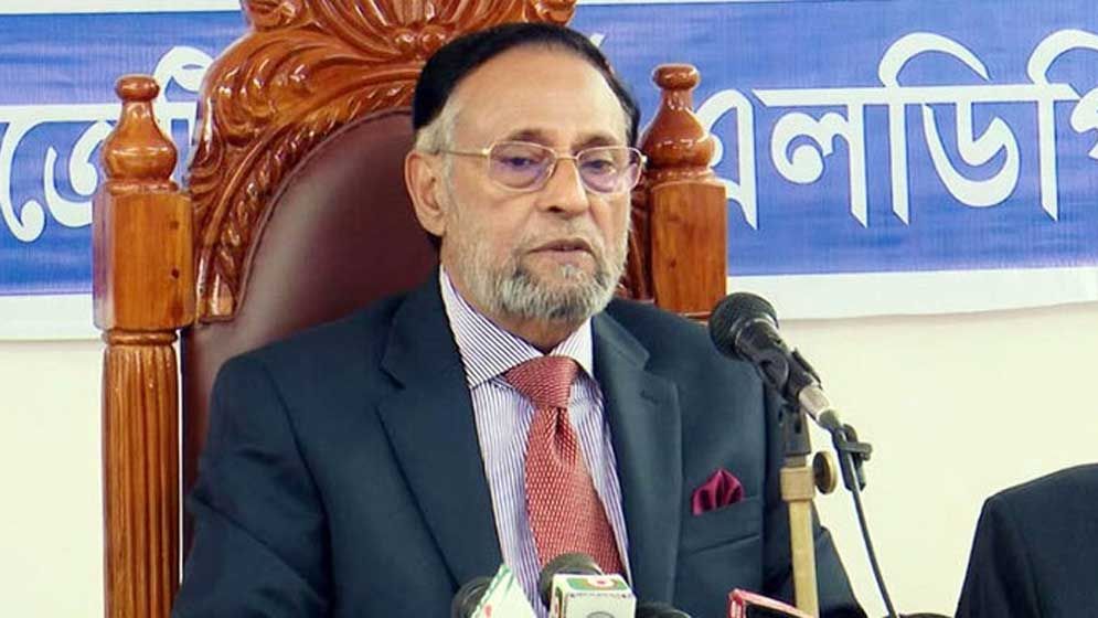 সরকার যেভাবে চলছে, এভাবে একটা দোকানও চলে না: অলি আহমদ